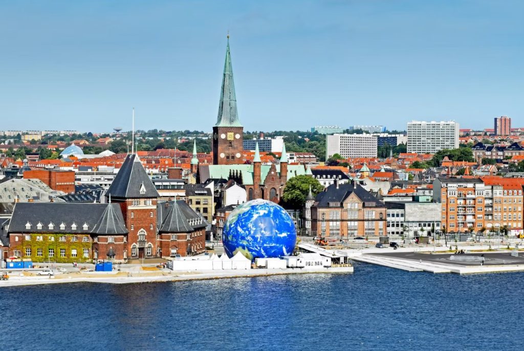 Aarhus arendab välja oma tehisintellekti abil töötava assistendi