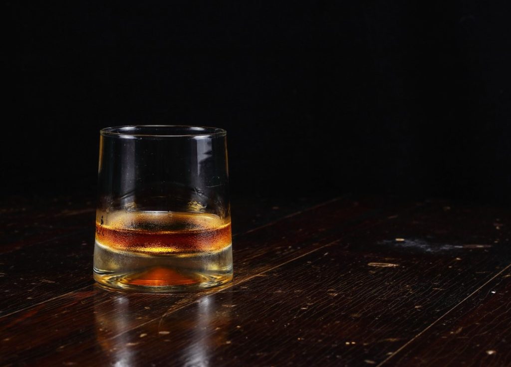 Kas alkoholi tarbimine põhjustab kaalutõusu: teaduslikult tõestatud faktid