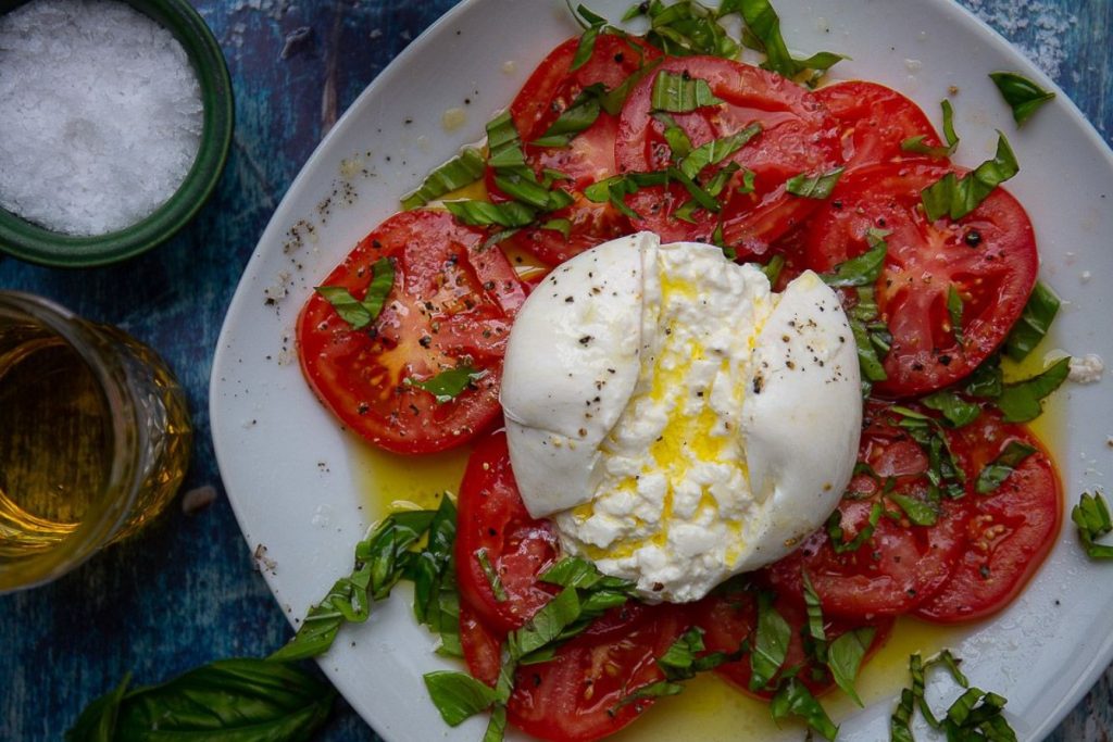Tomati-parmesani-basiiliku aioli: ideaalne suvine suupiste