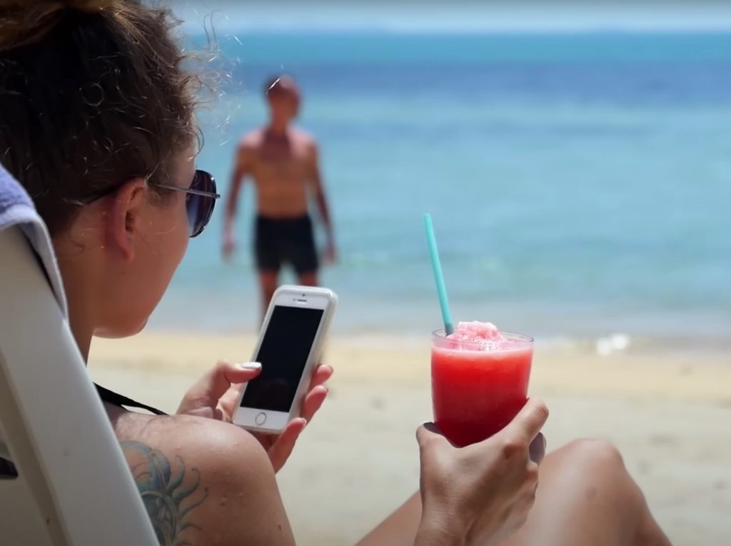 Miks lülitada mobiiltelefoni laadimisel sisse lennurežiim?