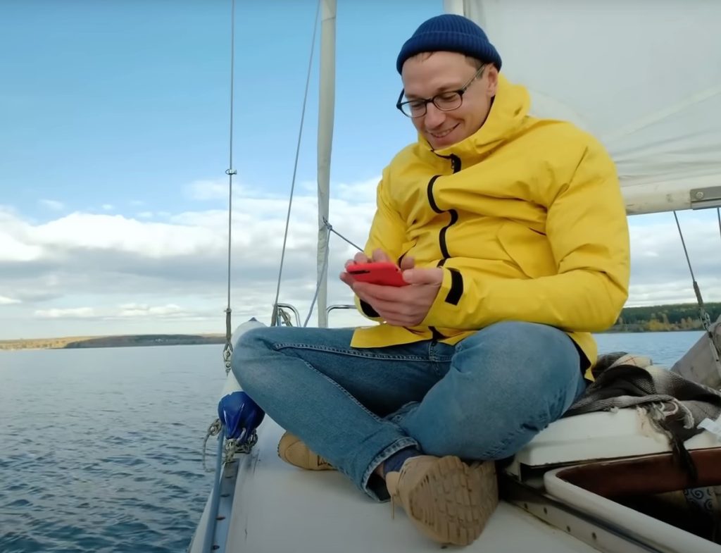 Miks lülitada mobiiltelefoni laadimisel sisse lennurežiim?