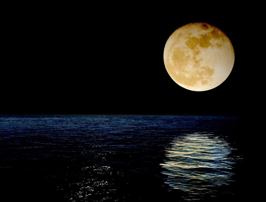 Jahimehe kuu — sügise müstiline valgusshow Eestis täna õhtul